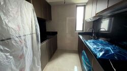 Slim Barracks Rise (D5), Condominium #639078111